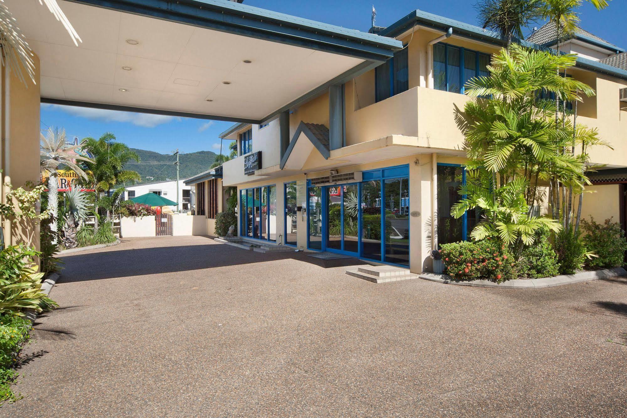 Cairns Southside International Motel Exterior photo